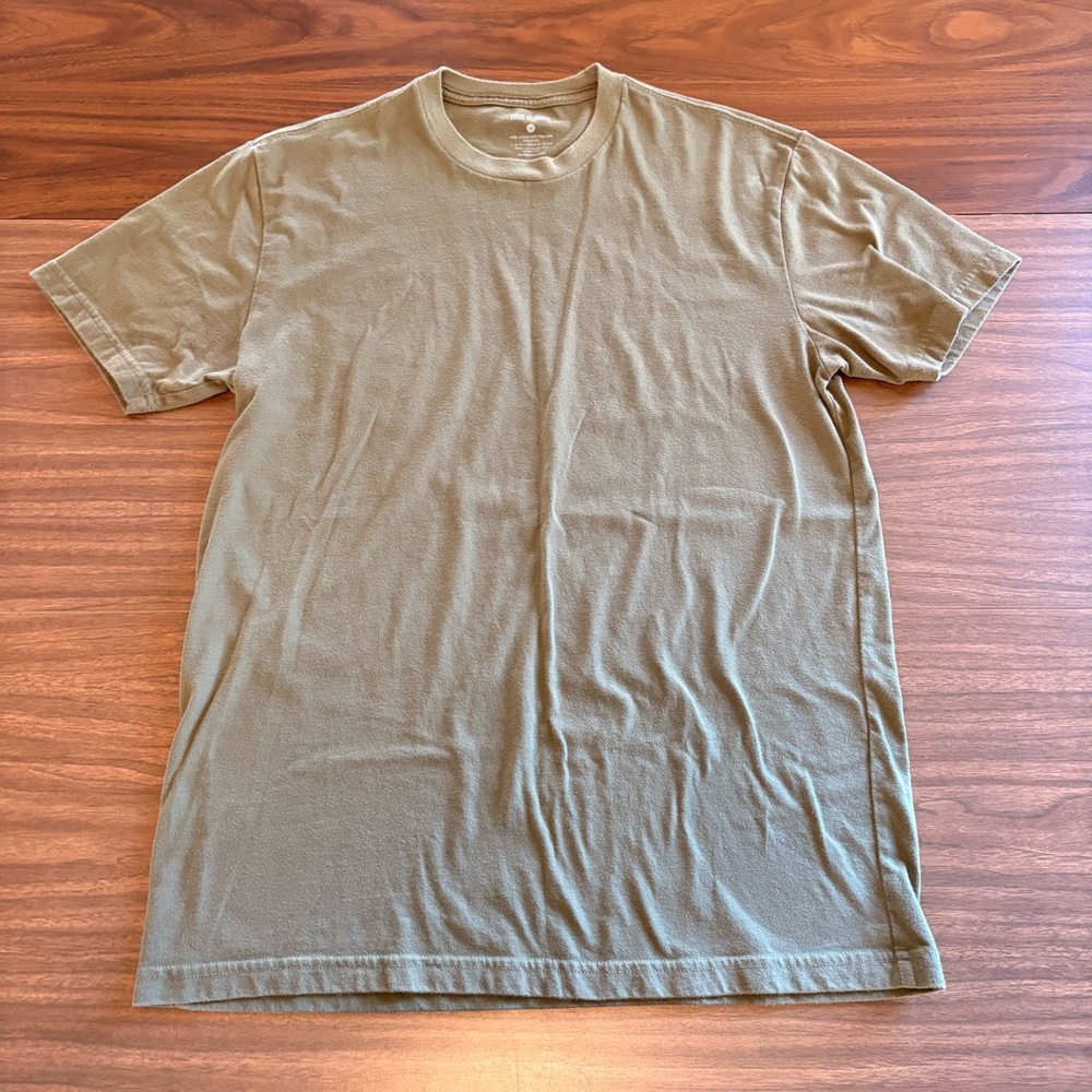 Men's Olive Green Short Sleeve Tee